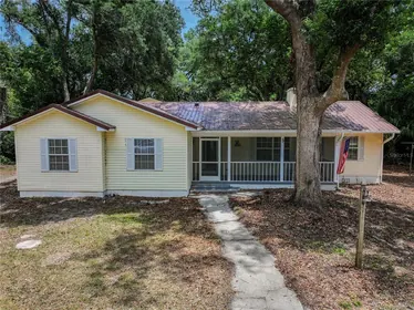 THONOTOSASSA FL Home