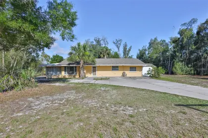 WIMAUMA FL Home