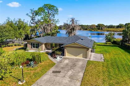 UMATILLA FL Home
