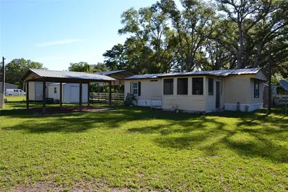 CHIEFLAND FL Home