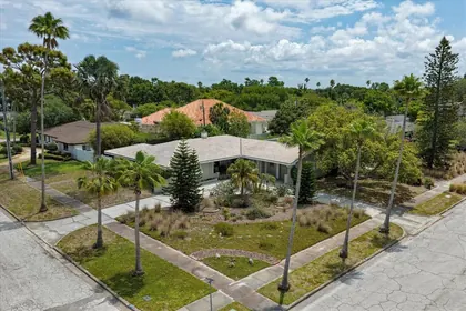 BELLEAIR FL Home