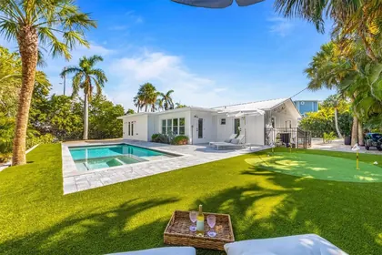 HOLMES BEACH FL Home