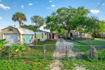 OAK HILL FL Property