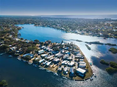 TARPON SPRINGS FL Property