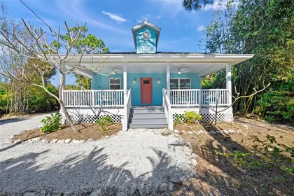NOKOMIS FL Home