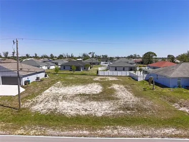 CAPE CORAL FL Property
