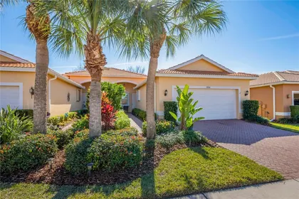 WIMAUMA FL Home