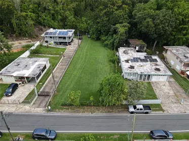 BARCELONETA PR Property