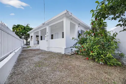 GUANICA PR Home