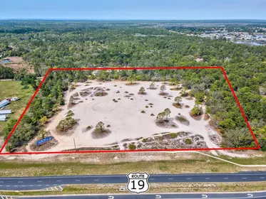 WEEKI WACHEE FL Property