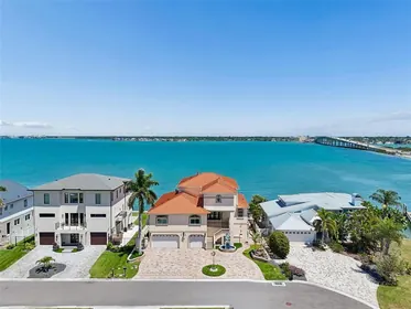 BELLEAIR BEACH FL Home