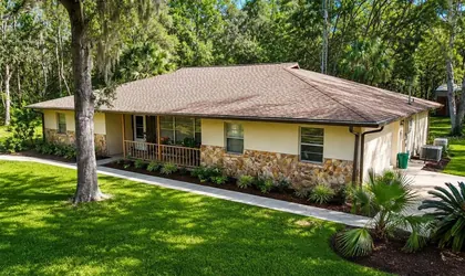LADY LAKE FL Home