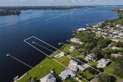 ELLENTON FL Property