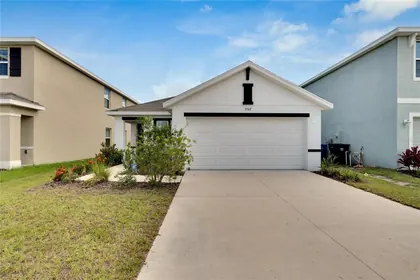 WIMAUMA FL Home