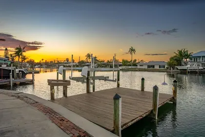 HOLMES BEACH FL Home
