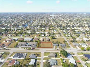 CAPE CORAL FL Property