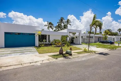 DORADO PR Home