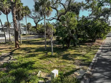 ST PETERSBURG FL Property