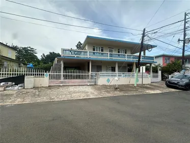 BARCELONETA PR Home