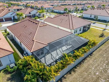 WIMAUMA FL Home
