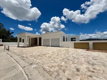 CAYEY PR Home