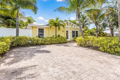 HOLMES BEACH FL Home