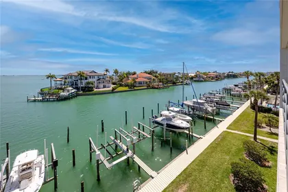 TIERRA VERDE FL Home