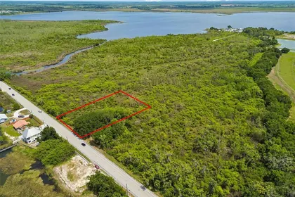 AUBURNDALE FL Property