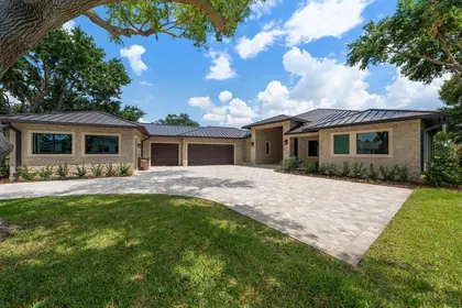BELLEAIR FL Home