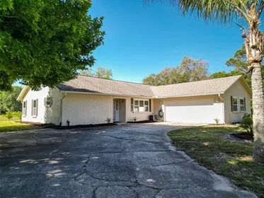 OAK HILL FL Home