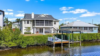 RUSKIN FL Home