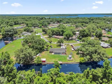 FRUITLAND PARK FL Home