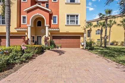 PALMETTO FL Home