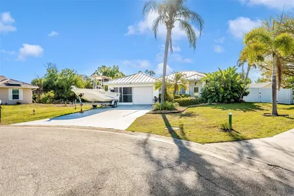 ENGLEWOOD FL Home