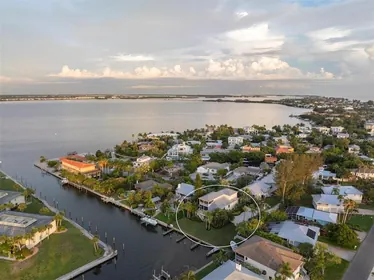 HOLMES BEACH FL Home