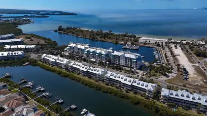 RUSKIN FL Home