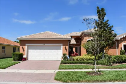 WIMAUMA FL Home