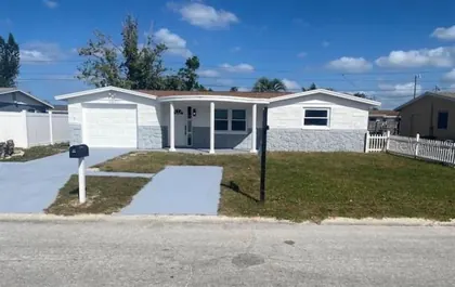 HOLIDAY FL Home