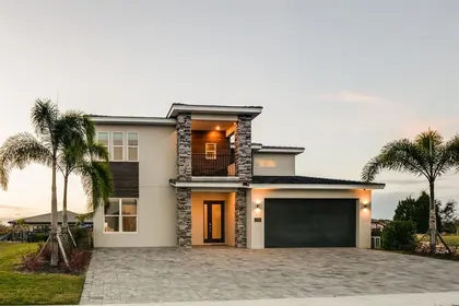 REUNION FL Home