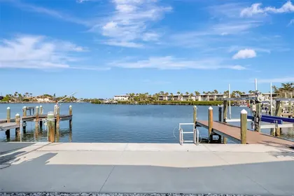 HOLMES BEACH FL Home