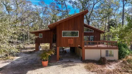 YANKEETOWN FL Home