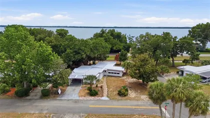 TAVARES FL Home