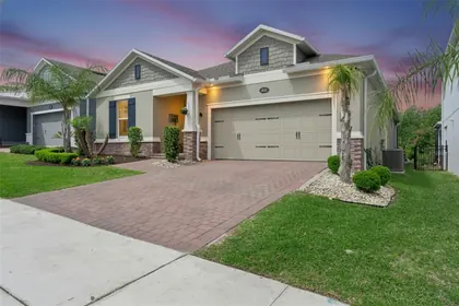OAKLAND FL Home