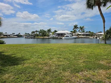 APOLLO BEACH FL Home