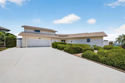 BELLEAIR BEACH FL Home