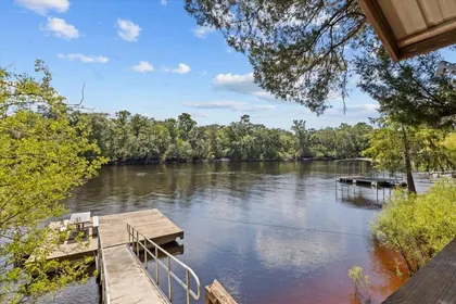 BRANFORD FL Home