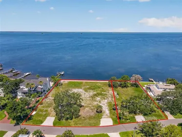CRYSTAL BEACH FL Property