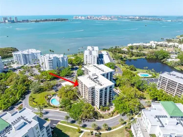 BELLEAIR FL Home