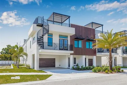 ST PETERSBURG FL Home
