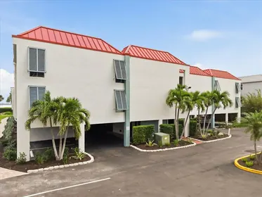 HOLMES BEACH FL Home